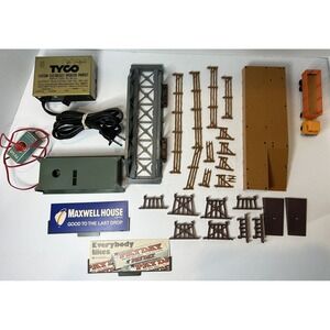 Tyco 934 Remote Control‎ Steam Whistle Billboard Electric Power Supply Platform